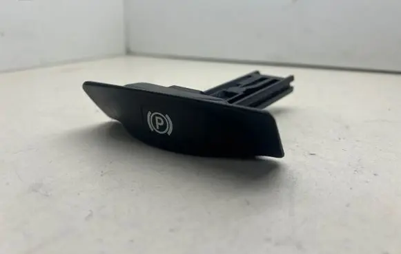 Mercedes-Benz E W211 Hand brake release handle 2114270020