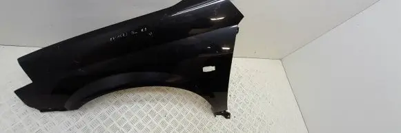 Nissan Primera Fender