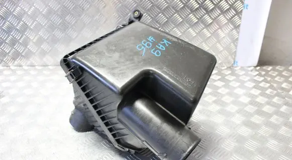 Honda Legend III KA9 Air filter box