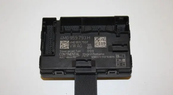 Audi A4 S4 B9 Door control unit/module 4M0959793H 4M0959793F