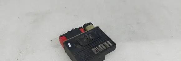 Peugeot 407 Glow plug pre-heat relay 9652021180 018010951