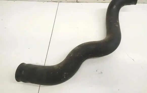 Intercooler hose/pipe
