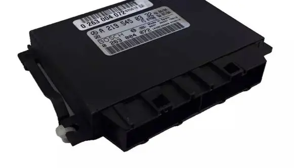 Mercedes-Benz CLS C219 Coolant fan relay A2195450332
