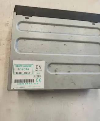 Toyota Prius (XW20) Navigation unit CD/DVD player 8684147050 EKDA005523 FM05A2