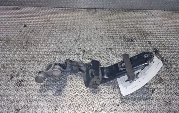 Volkswagen Transporter - Caravelle T5 Sliding door middle roller runner 7H0843336C