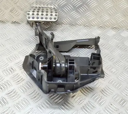 Mercedes-Benz SLK R171 Brake pedal A1702900182 A1712900901