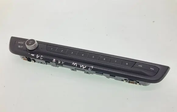 BMW 1 F40 Head unit multimedia control 7949339