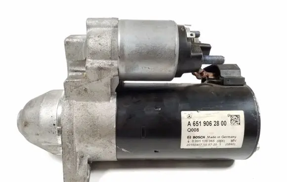 Mercedes-Benz C W205 Starter motor A6519062800
