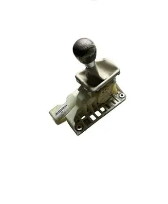 Volvo V70 Gear shifter/selector 31219638