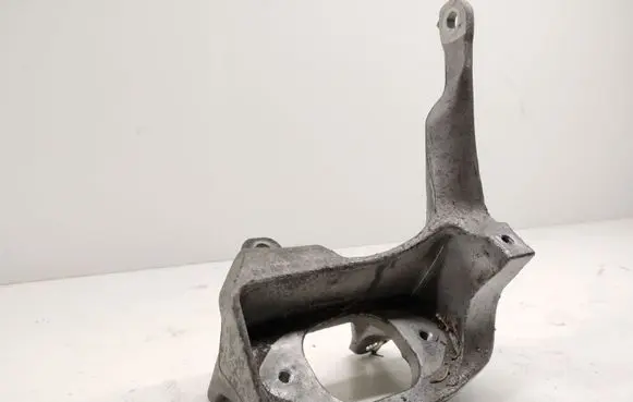 Mercedes-Benz Vito Viano W447 Gearbox mounting bracket A4472420001