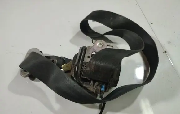 Peugeot Expert Front seatbelt 041065