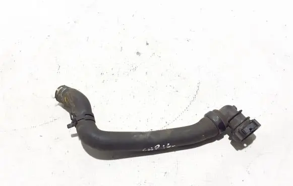 Renault Captur Engine coolant pipe/hose 924001545R