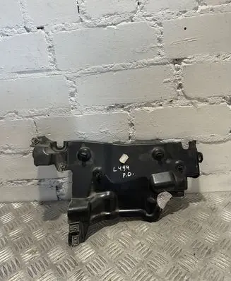 Land Rover Range Rover Sport L494 Other engine bay part CPLA6D057A