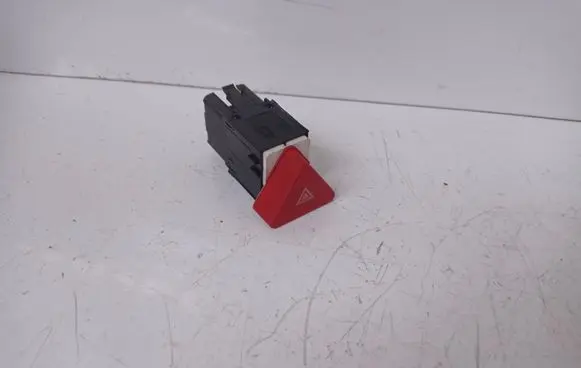 Volkswagen Golf Plus Hazard light switch 5m0953509a