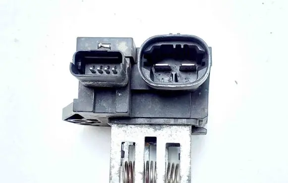 Peugeot 2008 I Coolant fan relay 966287238003 9662872380