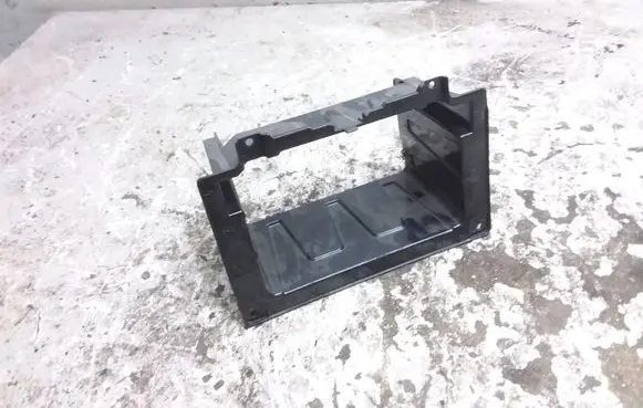 Mercedes-Benz Vito Viano W447 Radio/GPS head unit trim A4476890031