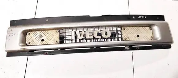 Iveco Daily 40.8 Front grill a504225178