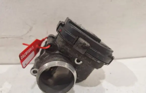 Citroen C4 II Picasso Throttle body valve 9673534480