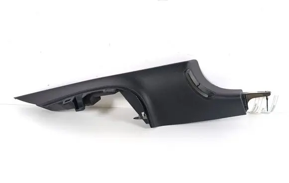 Tesla Model 3 (D)pillar trim (top) 1086285
