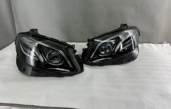 Mercedes-Benz E W213 Headlights/headlamps set A2139062706 A2139062606