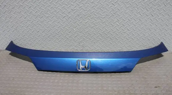 Honda HR-V Tailgate/trunk spoiler LISTWA-74890T7A00 74890-T7A-00