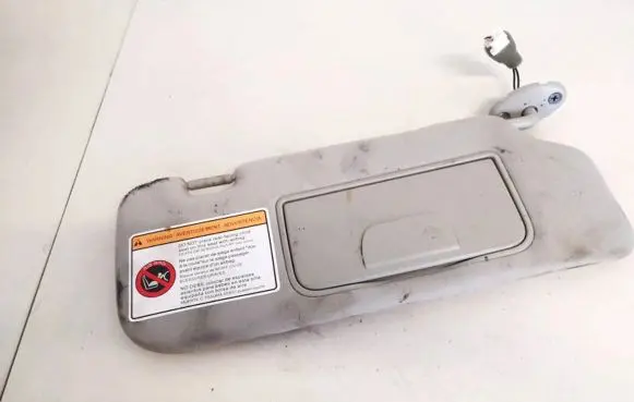 Chevrolet Captiva Sun visor