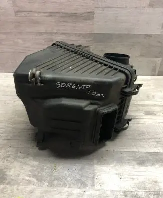 KIA Sorento Air filter 
