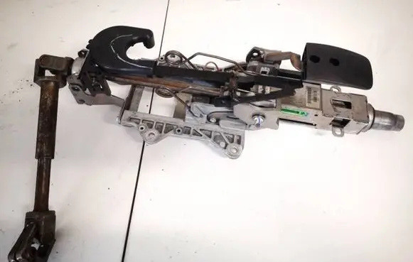 Volkswagen Golf V Steering wheel axle 1k1419502a
