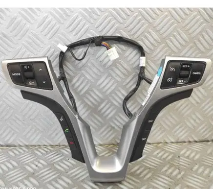 Hyundai i40 Steering wheel buttons/switches 39R29U1110 39R2901110