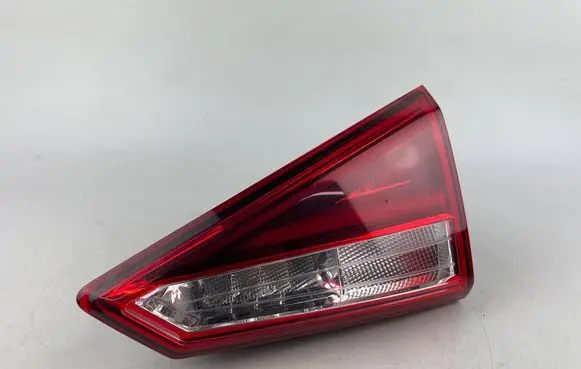 Seat Arona Tailgate rear/tail lights 6F9945308E