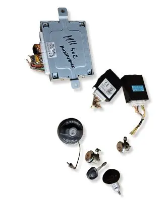 Suzuki Ignis Engine ECU kit and lock set 3392086G0 086G0 E6T17271H2ZE