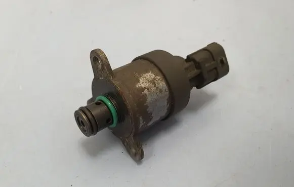 Volvo XC90 Fuel pressure regulator 0928400502