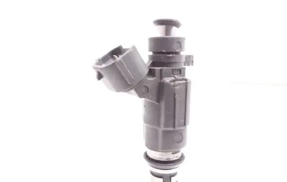 Subaru Impreza II Fuel injector FBLC100 0002325