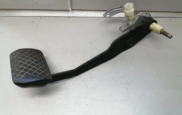 Audi A8 S8 D2 4D Brake pedal 4D1721111A