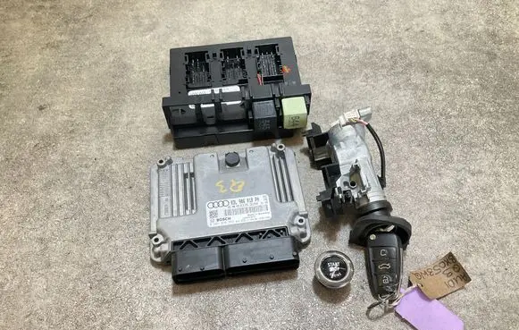 Engine ECU kit and lock set