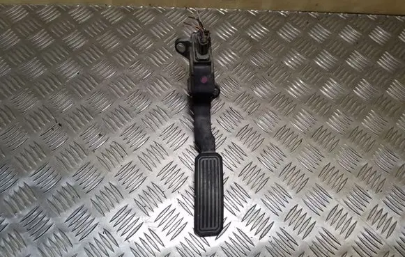 Toyota Auris 150 Accelerator throttle pedal 7811002020