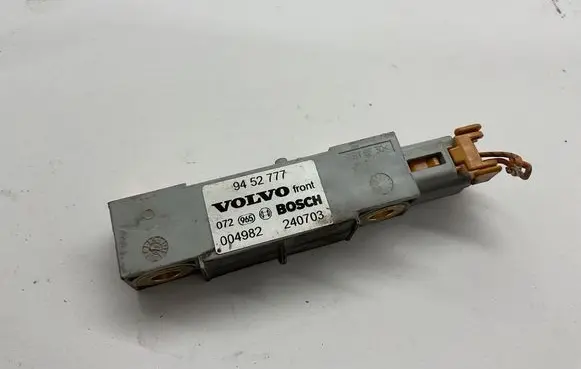 Volvo V50 Airbag deployment crash/impact sensor 9452777 240703 004982
