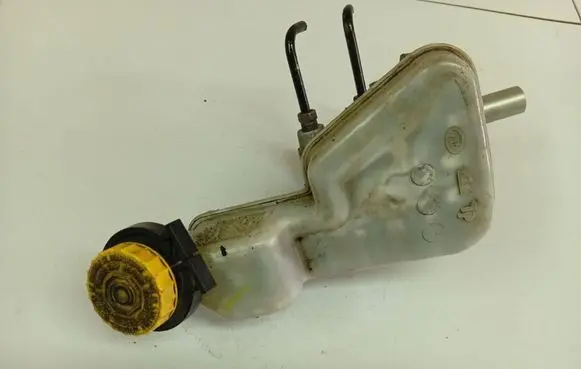 Jeep Compass Brake fluid reservoir 26415000344