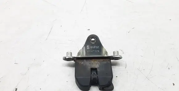 Skoda Octavia Mk2 (1Z) Tailgate/trunk/boot lock/catch/latch 1Z5827501E