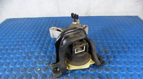 Renault Clio IV Engine mount bracket CART112103095R 112103095R 611906145