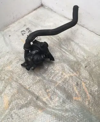 Volkswagen PASSAT B7 USA Water pump 06K121111M