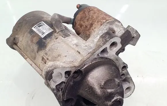 Mazda Premacy Starter motor M002T87471 RF1H18400