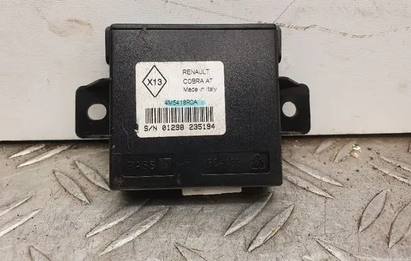Renault Megane III Alarm control unit/module 4M5418R0A