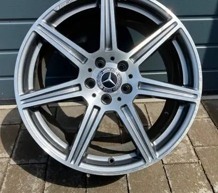Mercedes-Benz SLS AMG R19 alloy rim A1974010002