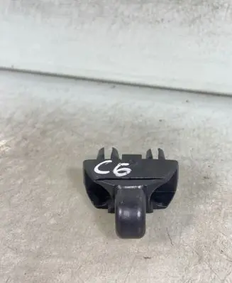 Sun visor clip/hook/bracket