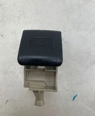 Lexus CT 200H Engine bonnet (hood) release handle 53631 52010 P201C