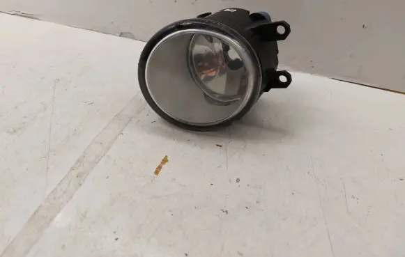 Toyota Auris 150 Front fog light 812100D041 89210656