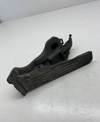 Volkswagen PASSAT B6 Accelerator throttle pedal 1K1721503L 6PV00860000