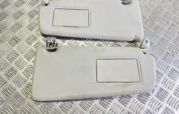 Ford Galaxy Sun visor 3M51R04100 3M51R04101