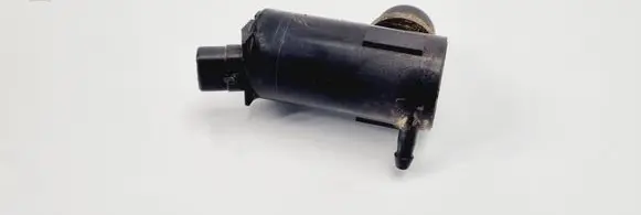 Toyota RAV 4 (XA20) Windscreen/windshield washer pump